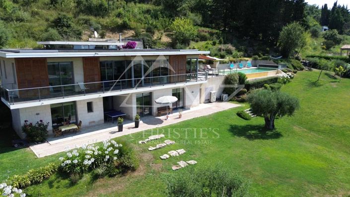 Image No.1-4 Bed House for sale
