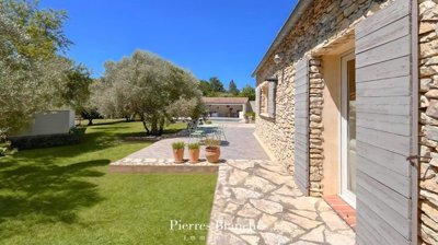 1 - Nîmes, House