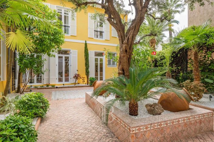 Image No.1-3 Bed House for sale