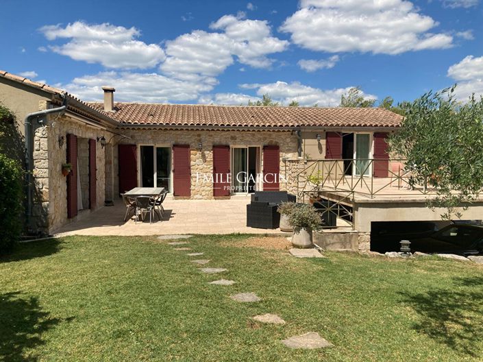 Image No.1-3 Bed House for sale