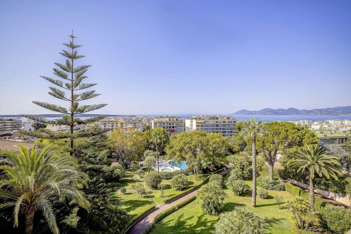 Image No.1-3 Bed Apartment for sale