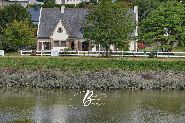 Image No.1-4 Bed House for sale