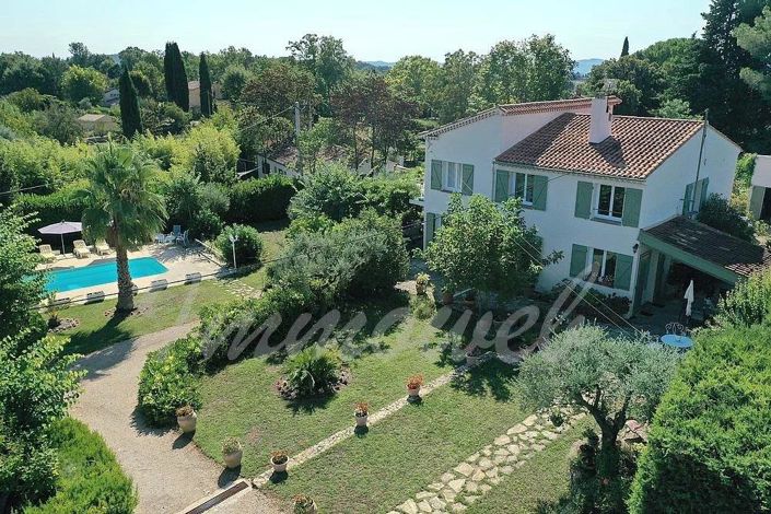 Image No.1-4 Bed House for sale
