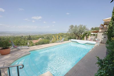 1 - Bonnieux, House