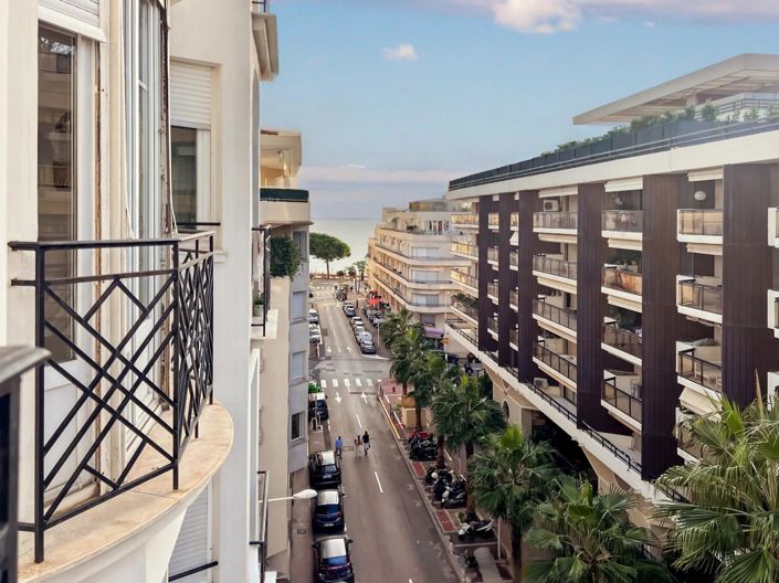 Image No.1-Appartement de 2 chambres à vendre à Cannes