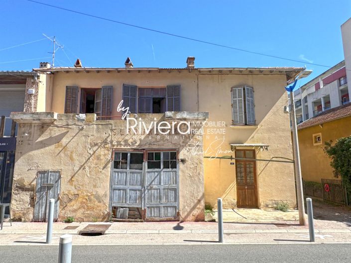 Image No.1-5 Bed House for sale