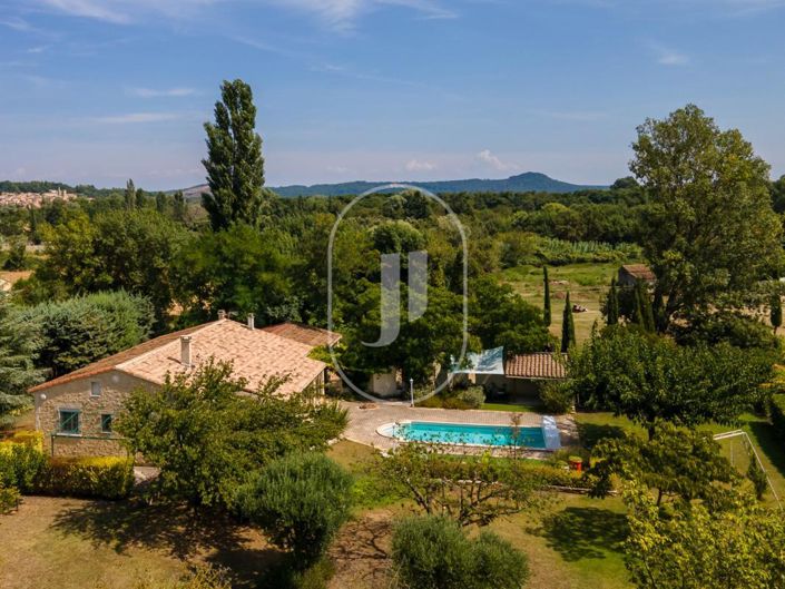 Image No.1-4 Bed House for sale