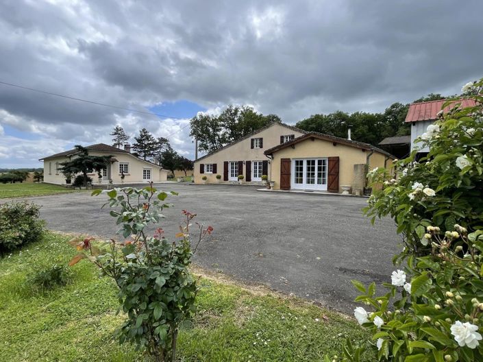 Image No.1-Maison de 8 chambres à vendre à Roquebrune