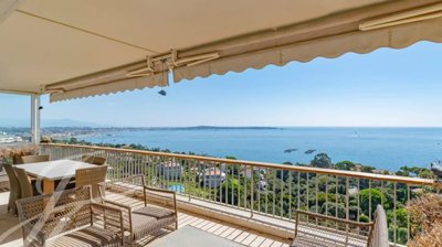 1 - Cannes, Apartment
