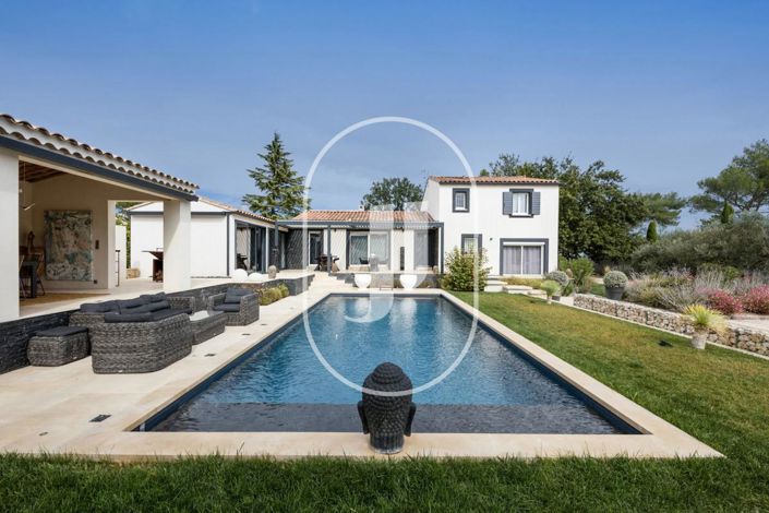 Image No.1-3 Bed House for sale