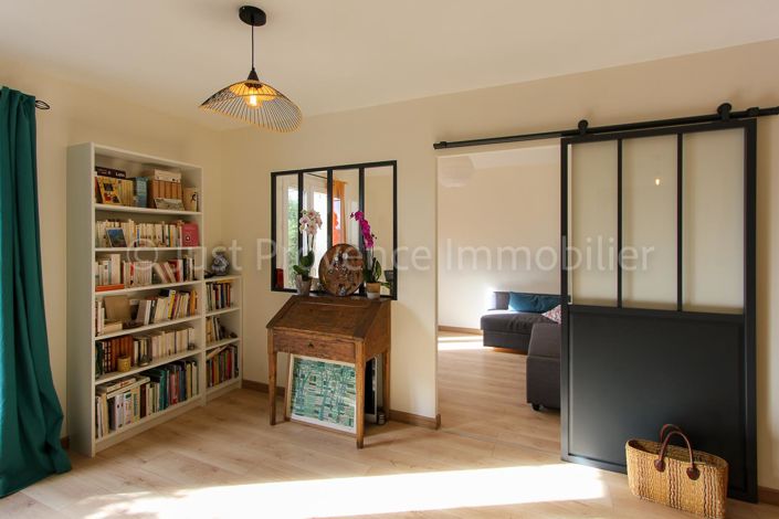 Image No.1-2 Bed House for sale