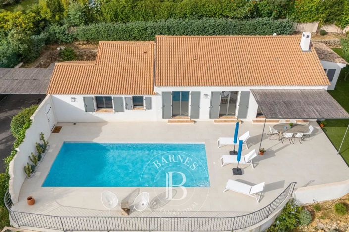 Image No.1-3 Bed House for sale