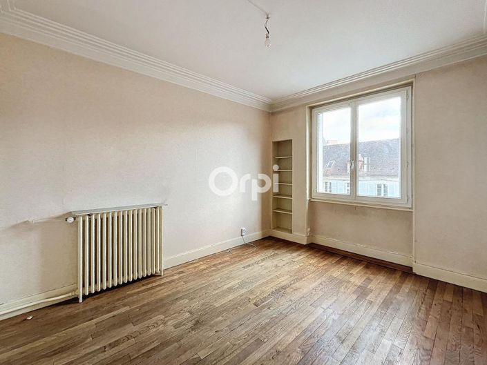 Image No.1-Appartement de 2 chambres à vendre à Montluçon