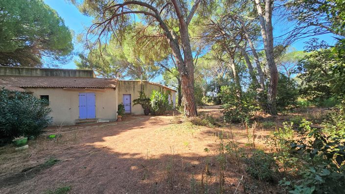 Image No.1-3 Bed House for sale