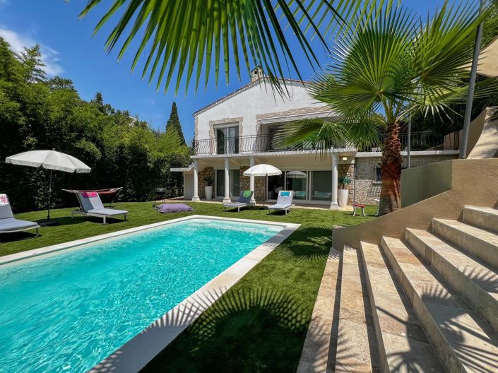 Image No.1-5 Bed House for sale
