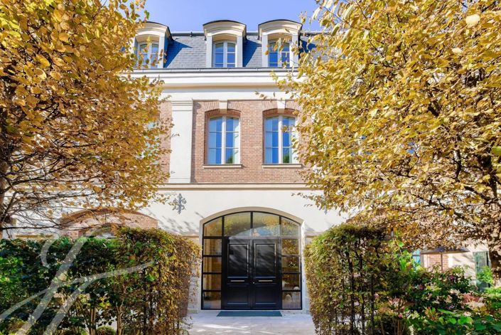 Image No.1-Maison de 4 chambres à vendre à Paris