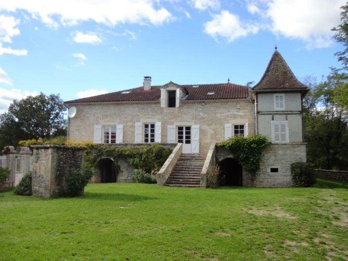 Image No.1-Maison de 7 chambres à vendre à Cremps