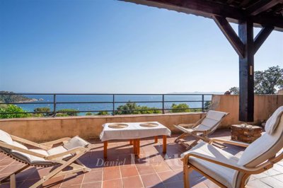 1 - Le Lavandou, House