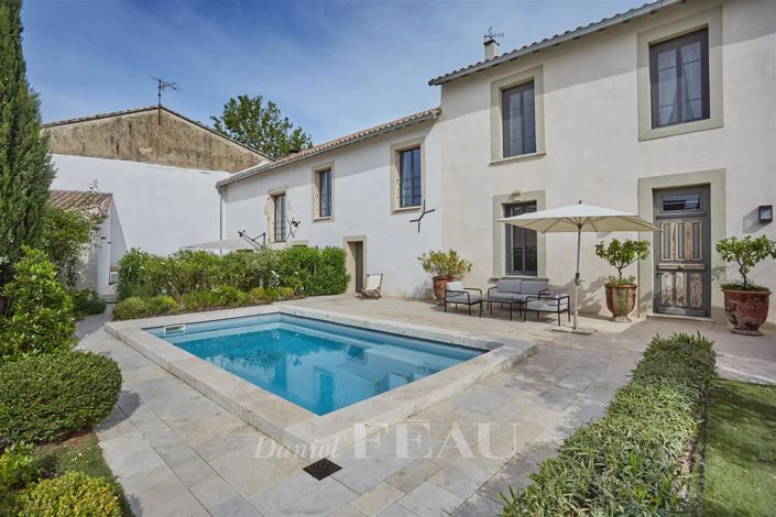 Image No.1-7 Bed House for sale