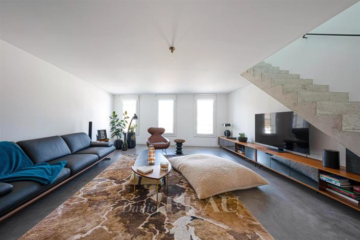 Image No.1-2 Bed House for sale