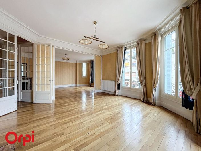 Image No.1-Appartement de 2 chambres à vendre à Montluçon