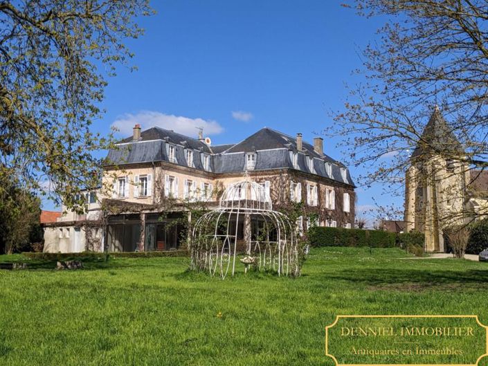Image No.1-21 Bed House for sale