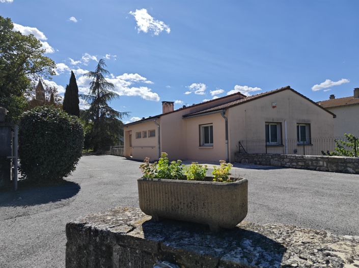 Image No.1-3 Bed House for sale