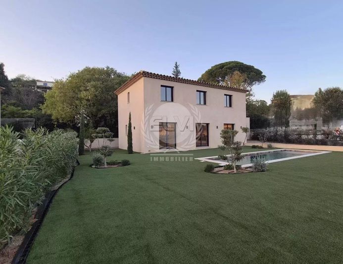 Image No.1-4 Bed House for sale