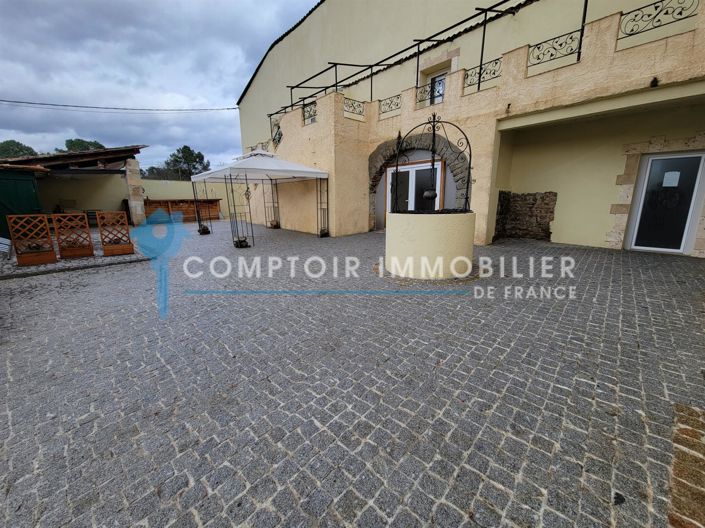 Image No.1-Maison de 7 chambres à vendre à Laurac-en-Vivarais