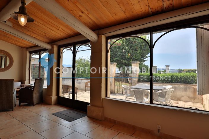 Image No.1-4 Bed House for sale