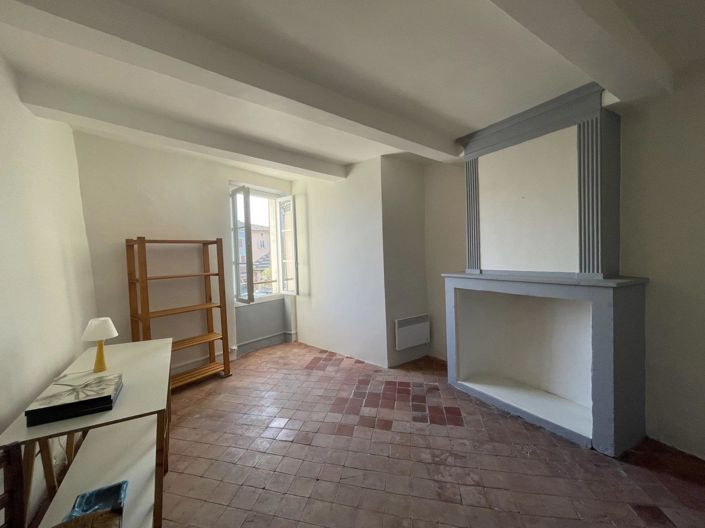 Image No.1-3 Bed House for sale
