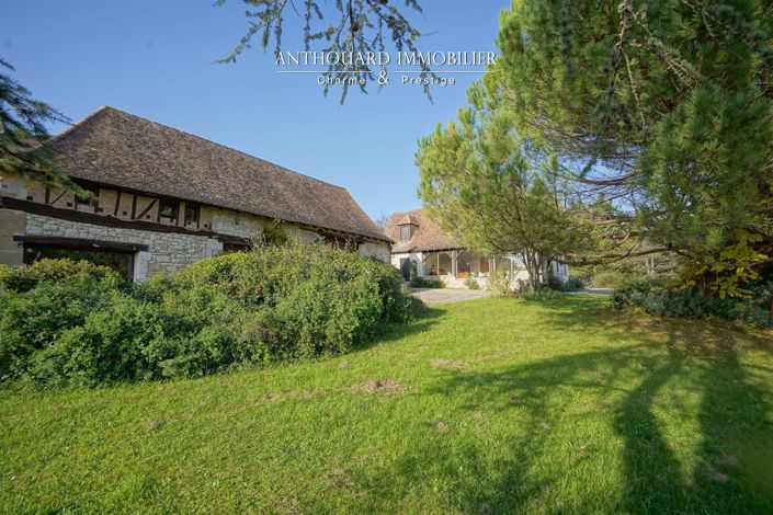 Image No.1-7 Bed House for sale