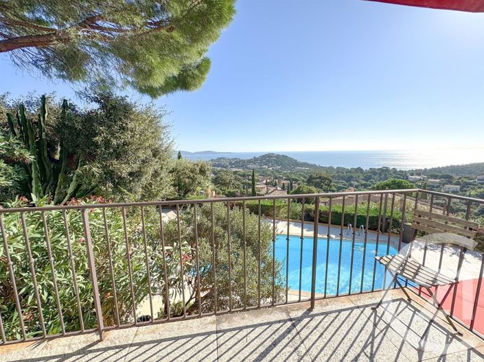 Image No.1-5 Bed House for sale