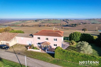 1 - Gazaupouy, House
