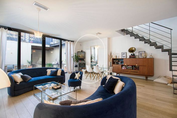 Image No.1-4 Bed House for sale