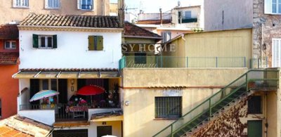 1 - Le Cannet, House