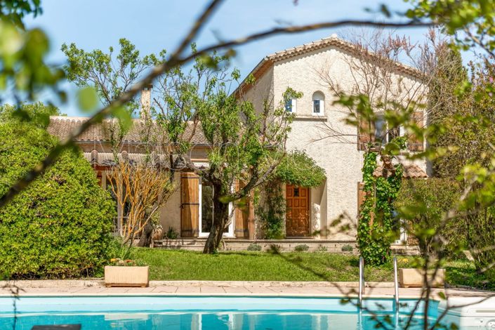 Image No.1-5 Bed House for sale