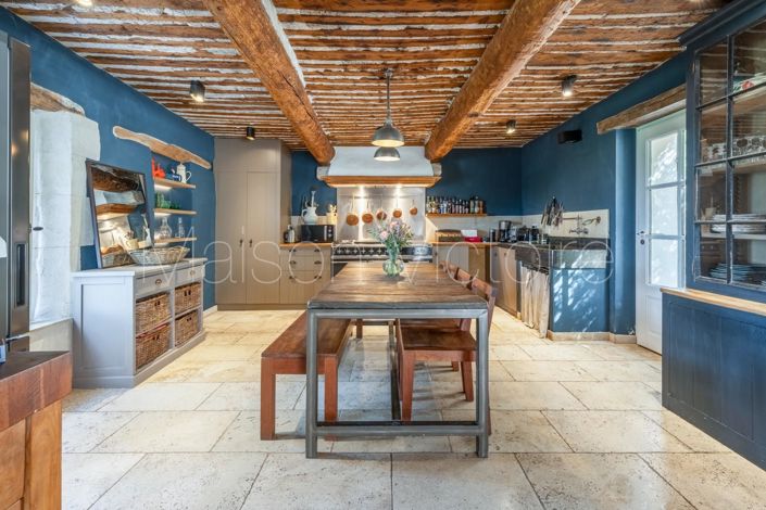 Image No.1-5 Bed House for sale