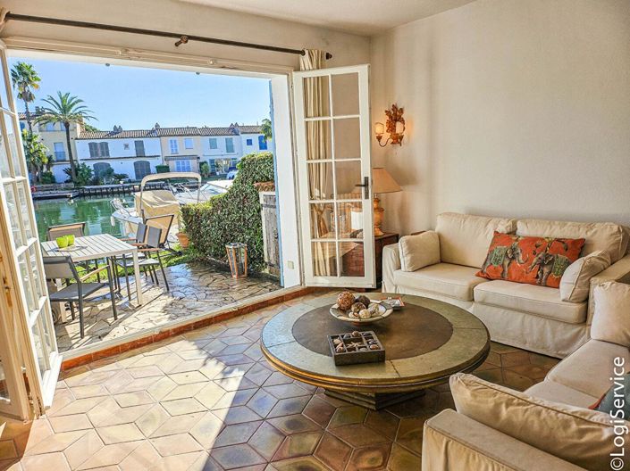 Image No.1-3 Bed House for sale