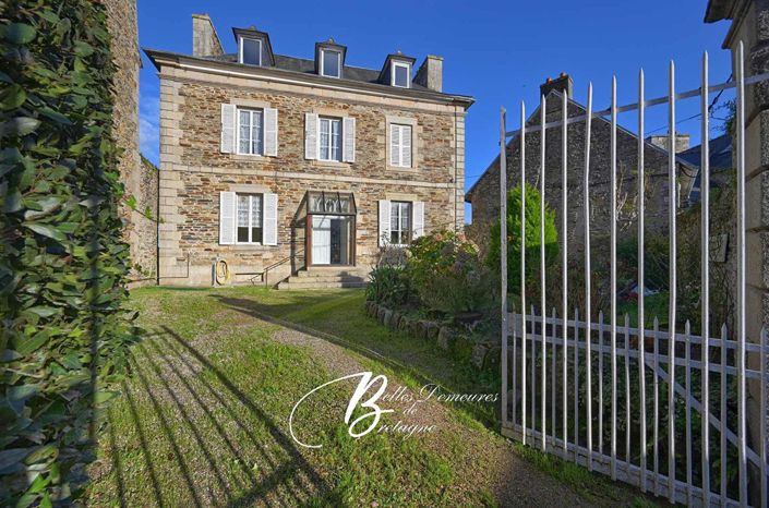 Image No.1-6 Bed House for sale