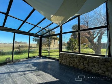 1 - Auch, House