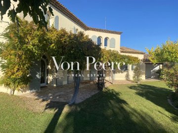 1 - Saint-Remy-de-Provence, House