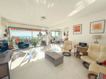 1 - Golfe Juan, Apartment