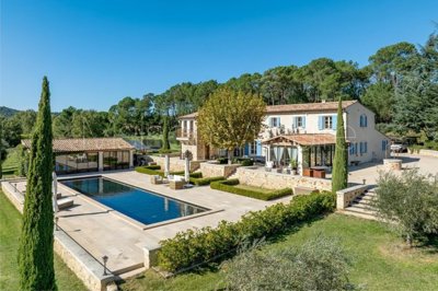 1 - Roussillon, Maison