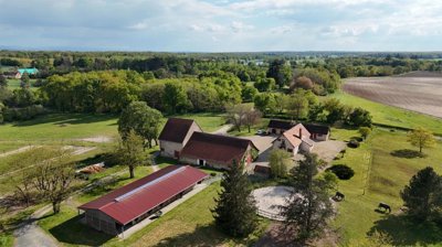 1 - Dompierre-sur-Besbre, House