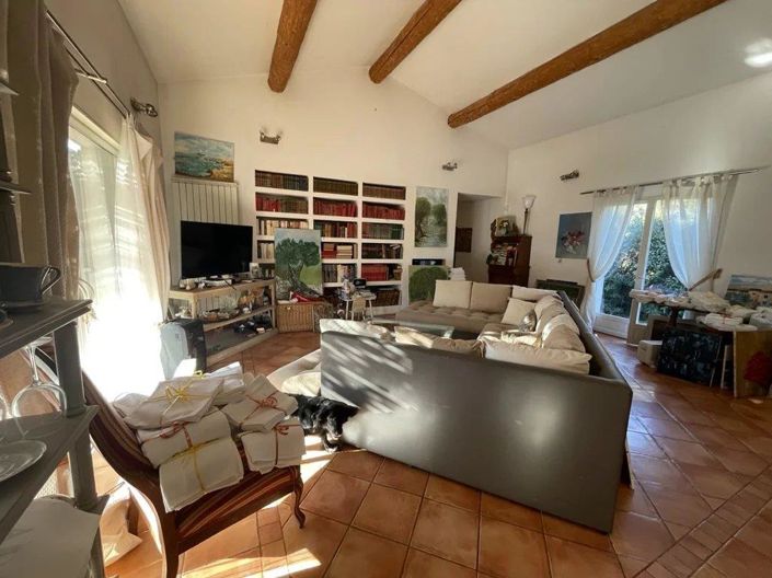 Image No.1-4 Bed House for sale