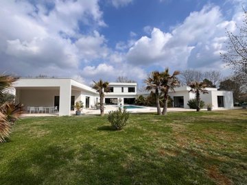 1 - Montauban, House