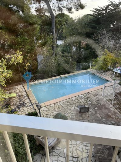 Image No.1-4 Bed House for sale