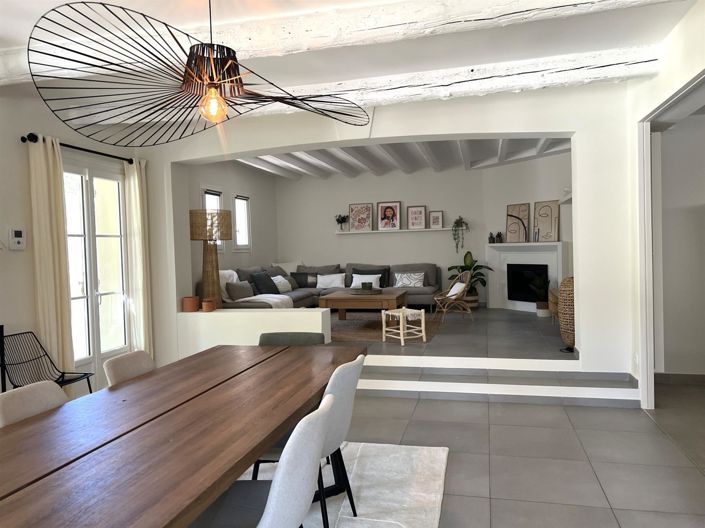 Image No.9-7 Bed House for sale