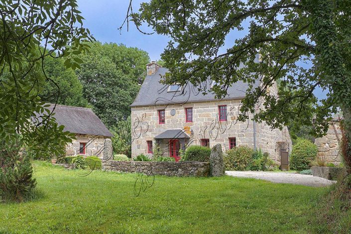 Image No.1-3 Bed Property for sale